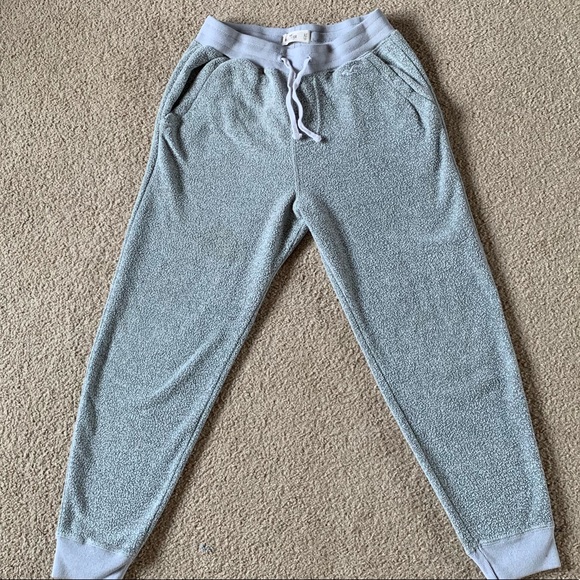 hollister sweatpants - Picture 3 of 3